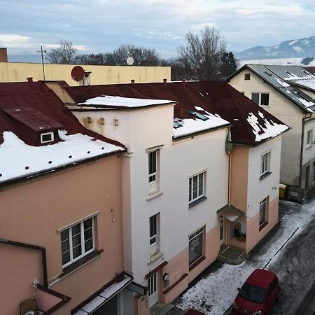 Apartman Lm Liptovský Mikuláš Extérieur photo